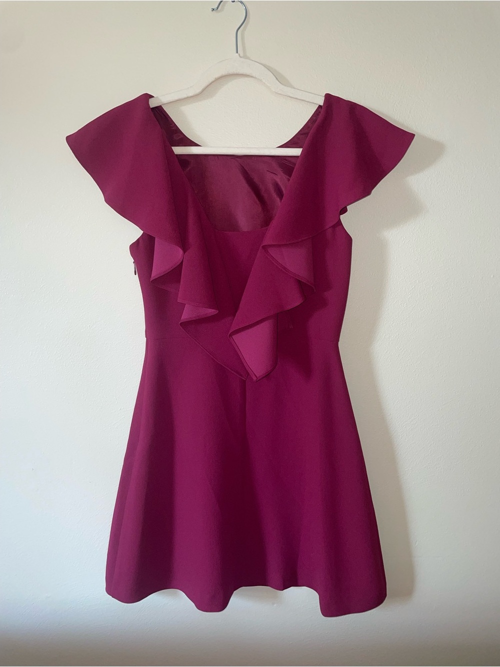 BCBGeneration Flounce Sleeve Dress - Picture 5 of 10